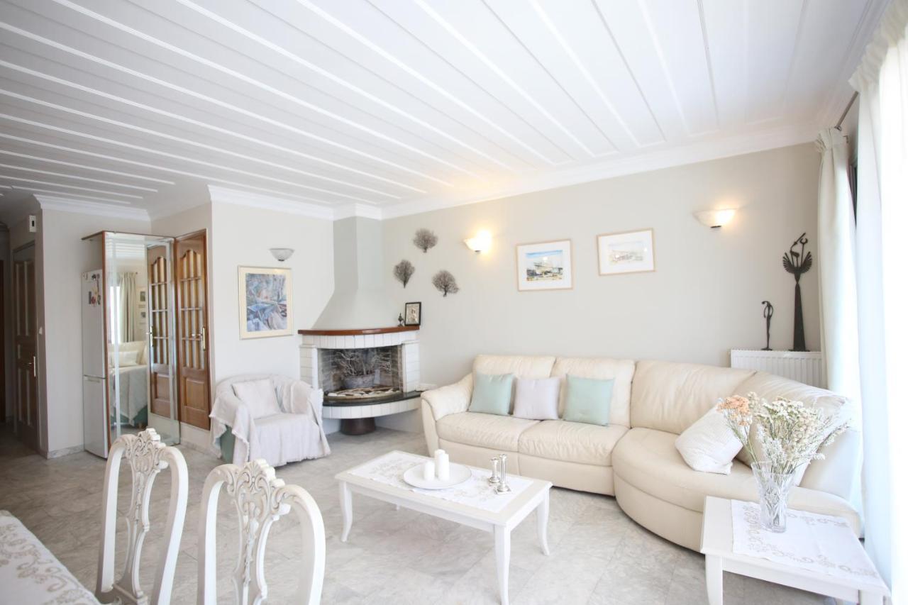 Apartament Thalassaki House